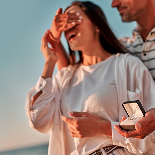 couple proposing
